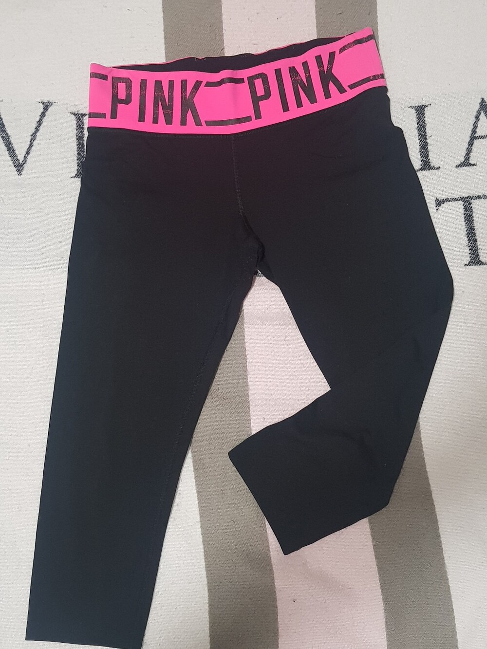 PINK Victoria's Secret Black Capri Leggings with Hot Pink Logo Waistband